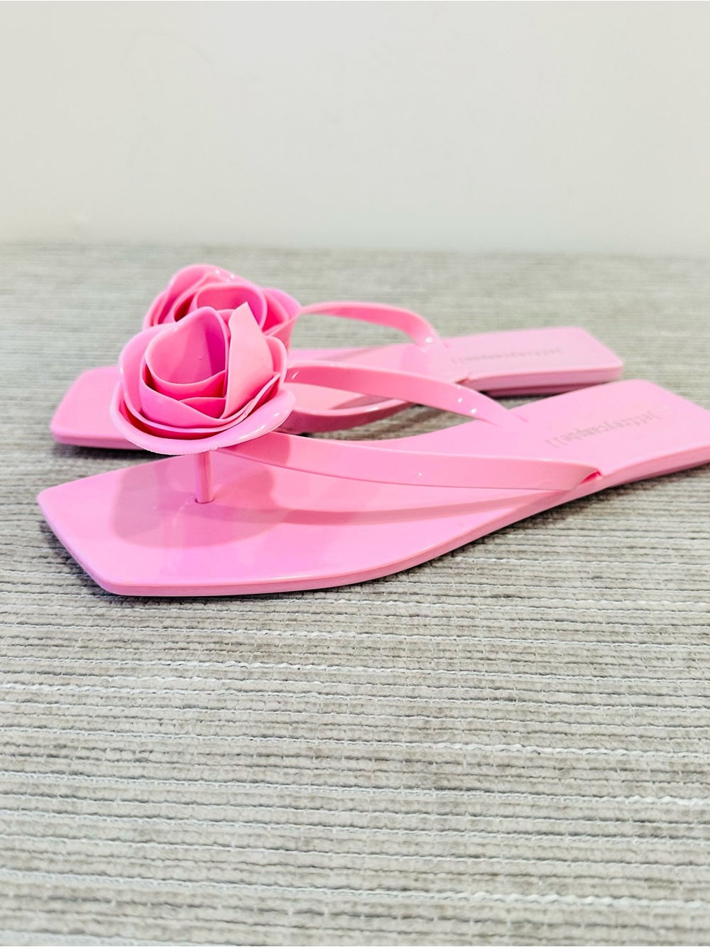 Jeffrey Campbell Sweeten Rose Jelly Thong Sandals Pink Women's Size 8‎ - Picture 2 of 7